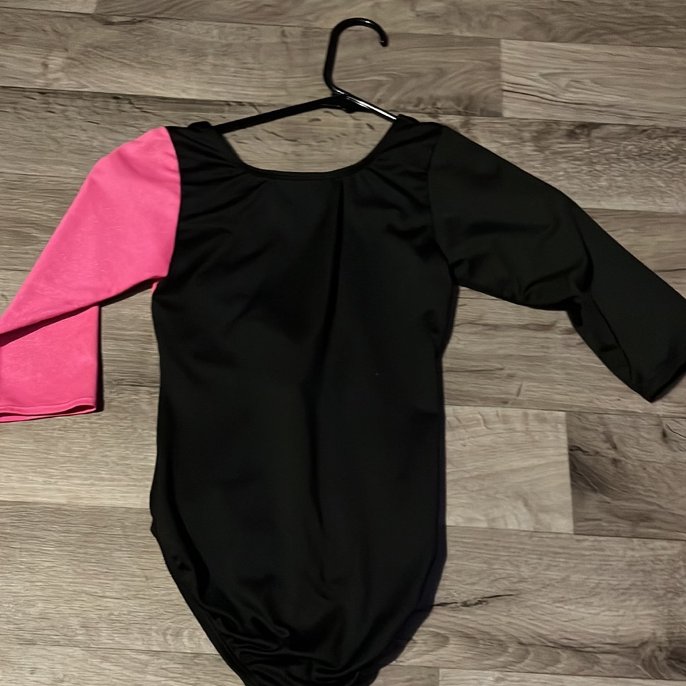 Gymnastics one peace - Picture 3 of 4